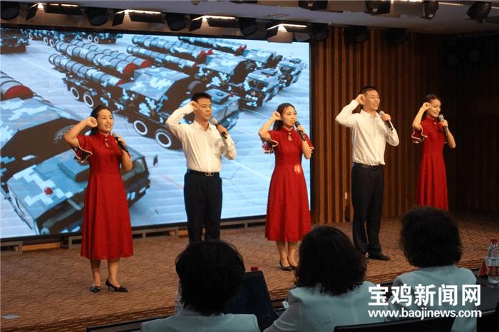 画线接蓝色球